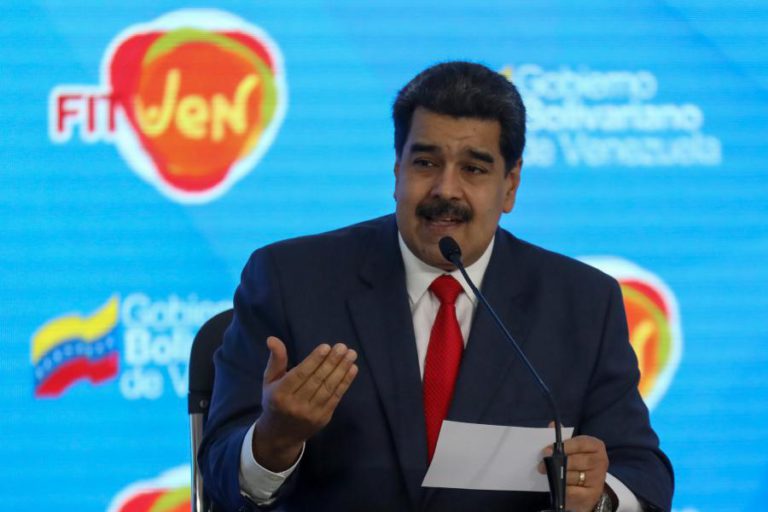 NICOLÁS MADURO AUMENTA 2,5 VEZES SALÁRIO MÍNIMO E PENSÕES NA VENEZUELA