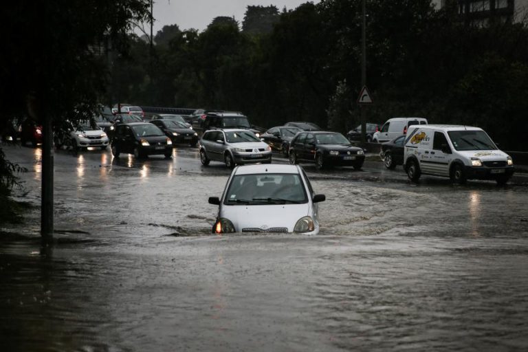 SAPADORES DE LISBOA REGISTAM 43 INUNDAÇÕES ENTRE AS 14:00 E AS 17:00