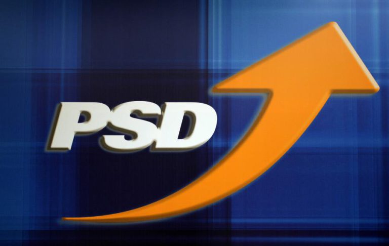 VICE-PRESIDENTE DO PSD CASTRO CALDAS RECEIA “SUICÍDIO COLETIVO”