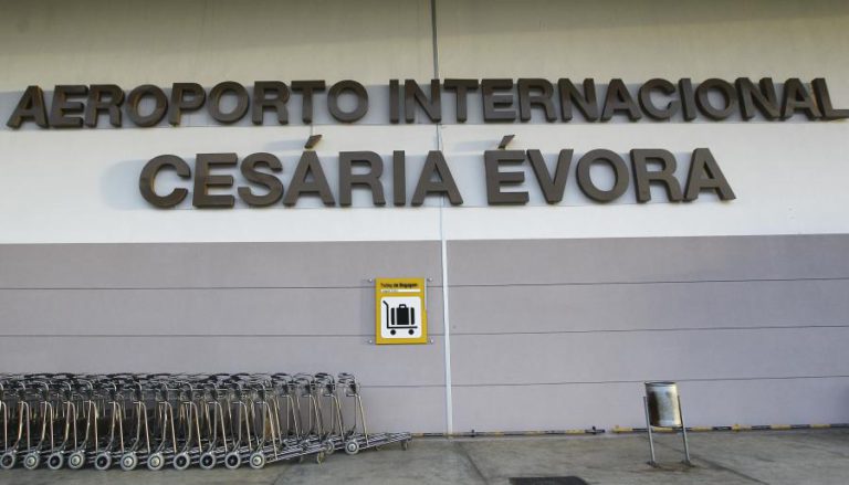 GUINEENSES BARRADOS NOS AEROPORTOS DE CABO VERDE PREOCUPAM EMBAIXADOR DA GUINÉ-BISSAU