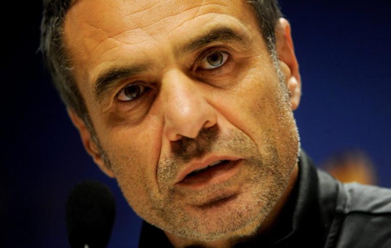 ERSUN YANAL É O NOVO TREINADOR DO FENERBAHÇE