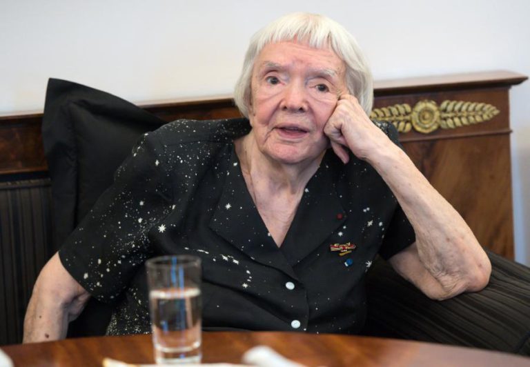 MORREU LYUDMILA ALEXEYEVA, A MAIS ANTIGA ATIVISTA DOS DIREITOS HUMANOS RUSSA