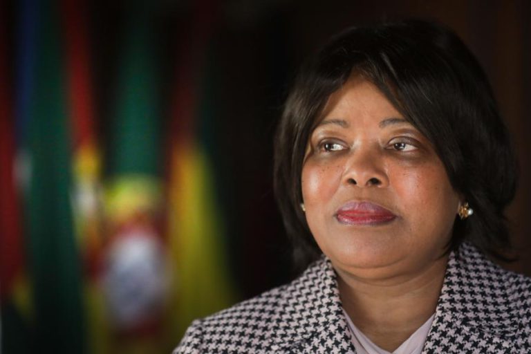 CPLP DEVERIA EVOLUIR PARA OUTRAS FORMAS DE DECISÃO