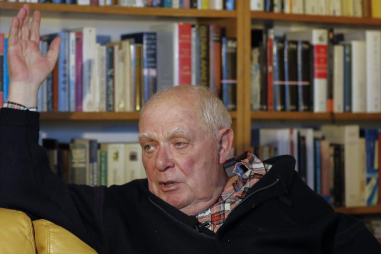 ANTÓNIO LOBO ANTUNES LAMENTA QUE PORTUGAL E ESPANHA NÃO SEJAM O MESMO PAÍS