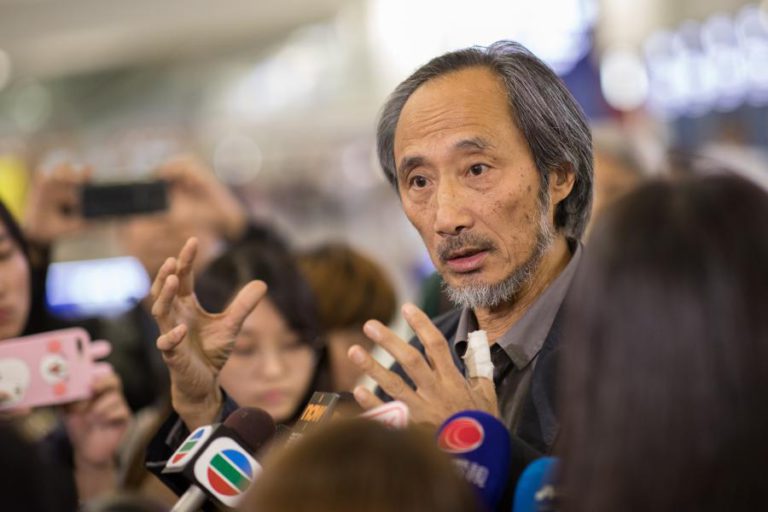 ESCRITOR CHINÊS IRONIZA SOBRE UTILIZAÇÃO DA SUA FOTO EM NOTÍCIA SOBRE ESPIÃO