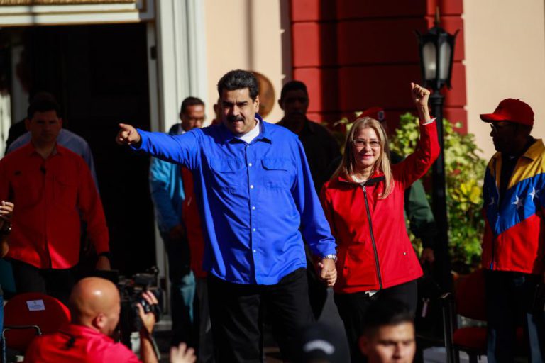 OPOSITORES PEDEM AO BANCO DA INGLATERRA QUE NÃO REPATRIE OURO QUE PRESIDENTE DA VENEZUELA RECLAMA