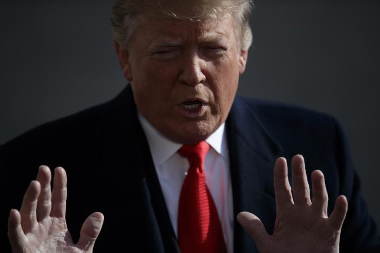 TRUMP PEDE À OPEP PARA NÃO FAZER SUBIR PREÇO DO PETRÓLEO