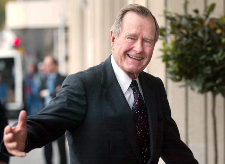 ANTIGO PRESIDENTE DOS ESTADOS UNIDOS GEORGE H.W. BUSH MORRE AOS 94 ANOS