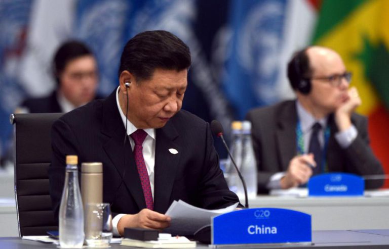 WASHINGTON E PEQUIM SUSPENDEM GUERRA COMERCIAL POR 90 DIAS