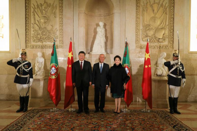 PR CHINÊS SUBLINHA “PONTOS DE CONVERGÊNCIA E INTERESSES COMUNS”
