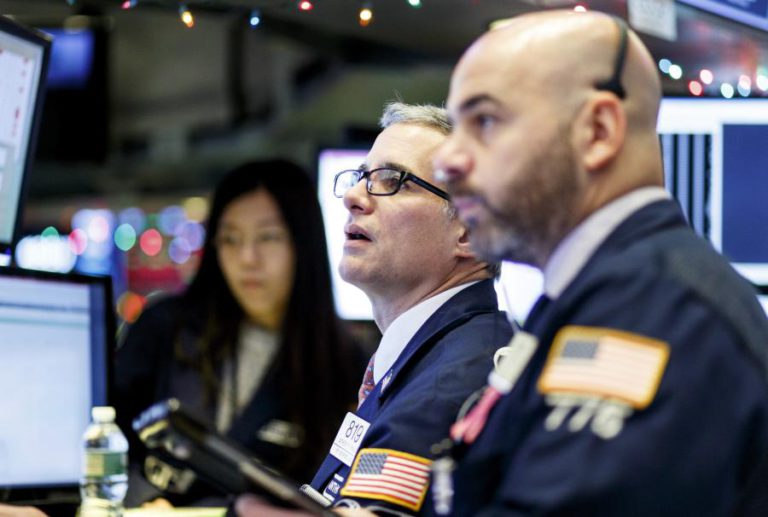 BOLSA DE NOVA IORQUE SOBE À ESPERA DE AVANÇOS NAS RELAÇÕES COMERCIAIS