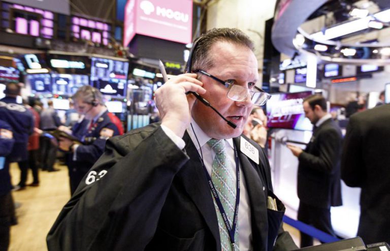 WALL STREET ENCERRA EM ALTA GRAÇAS A ALÍVIO DA TENSÃO SINO-NORTE-AMERICANA