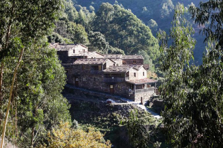 ALDEIA DA LOUSÃ VOLTOU A GANHAR VIDA À BOLEIA DE UM SONHO E COM AJUDA DO TURISMO