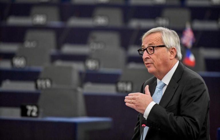 JUNCKER CONDENA ATAQUE EM ESTRASBURGO, CIDADE “SÍMBOLO DA PAZ E DA DEMOCRACIA”
