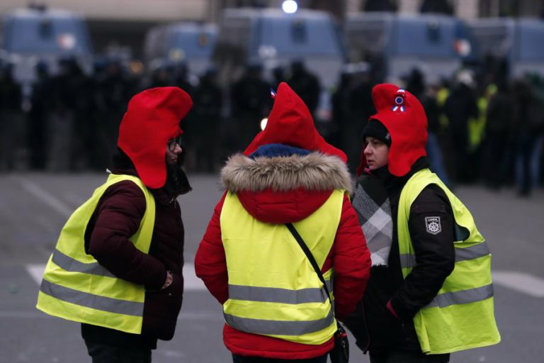 DECLÍNIO DA MOBILIZAÇÃO DOS “COLETES AMARELOS É PRENÚNCIO DO FIM DO PROTESTO, DIZ GOVERNO FRANCÊS