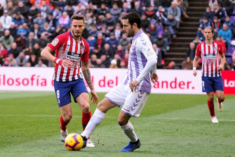ATLÉTICO DE MADRID BATE VALLADOLID E ALCANÇA PROVISORIAMENTE LÍDER FC BARCELONA