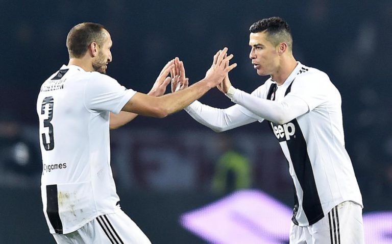 LÍDER JUVENTUS VENCE TORINO COM PENÁLTI DE CRISTIANO RONALDO