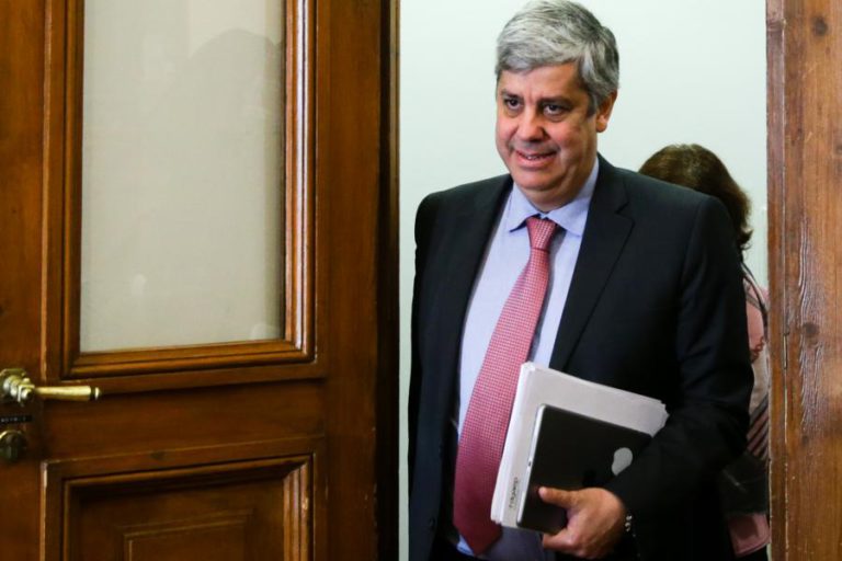 CENTENO DIZ QUE DESPESA COM PESSOAL AUMENTARÁ 1,95 MIL ME NA ATUAL LEGISLATURA