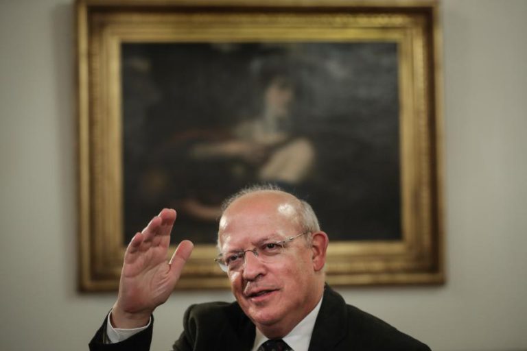 MNE PORTUGUÊS DEFENDE CPLP COMO INSTRUMENTO DE COOPERAÇÃO