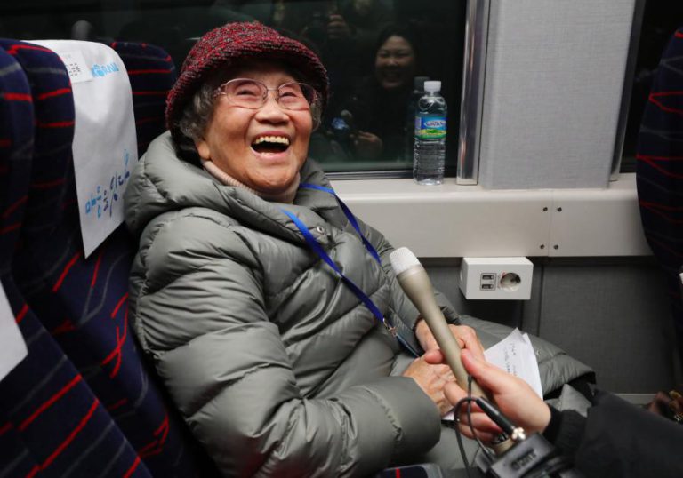 COREIAS AVANÇAM NOS CAMINHOS-DE-FERRO, MAS SANÇÕES A PYONGYANG BLOQUEIAM PROJETO