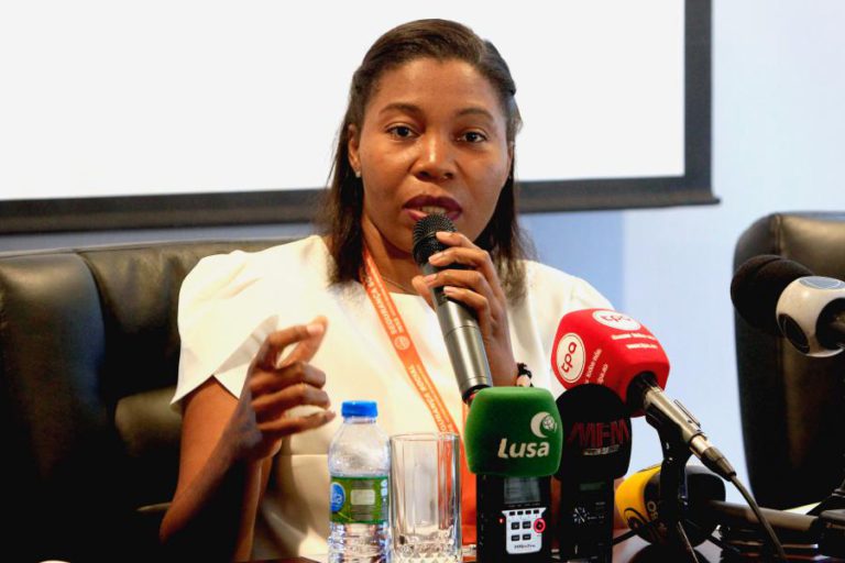 TRABALHADORES ANGOLANOS PASSAM A DESCONTAR A PARTIR DO SALÁRIO LÍQUIDO