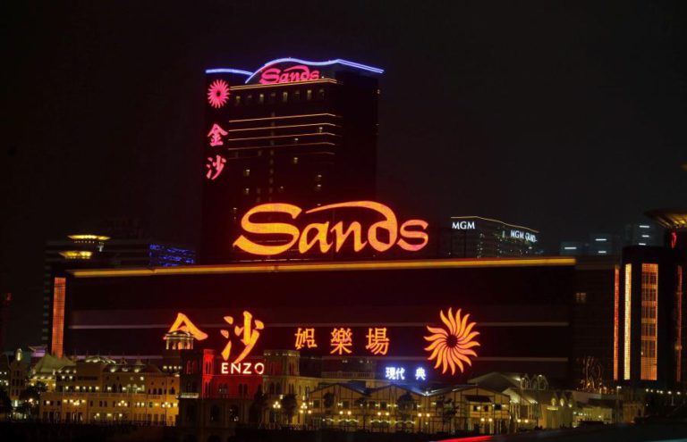 SANDS CHINA ANUNCIA FIM DE PALHINHAS NOS SEUS CASINOS