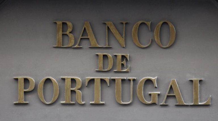 ATIVIDADE ECONÓMICA E CONSUMO PRIVADO DIMINUEM EM DEZEMBRO