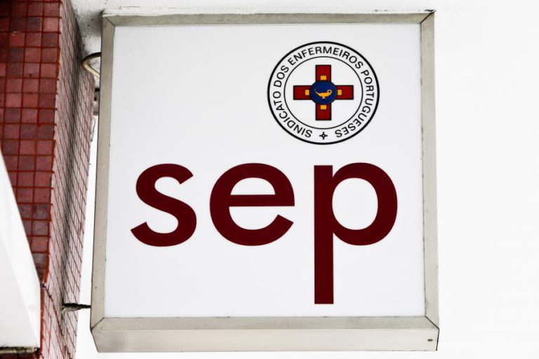 SINDICATO DOS ENFERMEIROS PORTUGUESES ACUSA MINISTRA DE DIZER “INVERDADES”