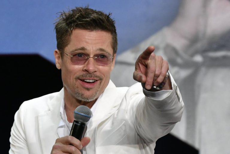 PORTUGUESA GRAVA MÚSICA EM CLARINETE PARA NOVO FILME COPRODUZIDO POR BRAD PITT