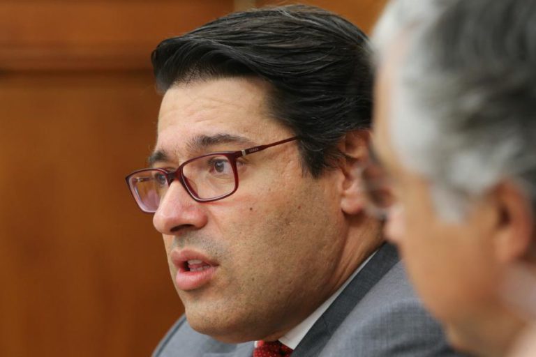 GOVERNO DIZ QUE PREVISÃO DE CRESCIMENTO DO PIB DE 2,2% CONTINUA A SER “REALISTA”