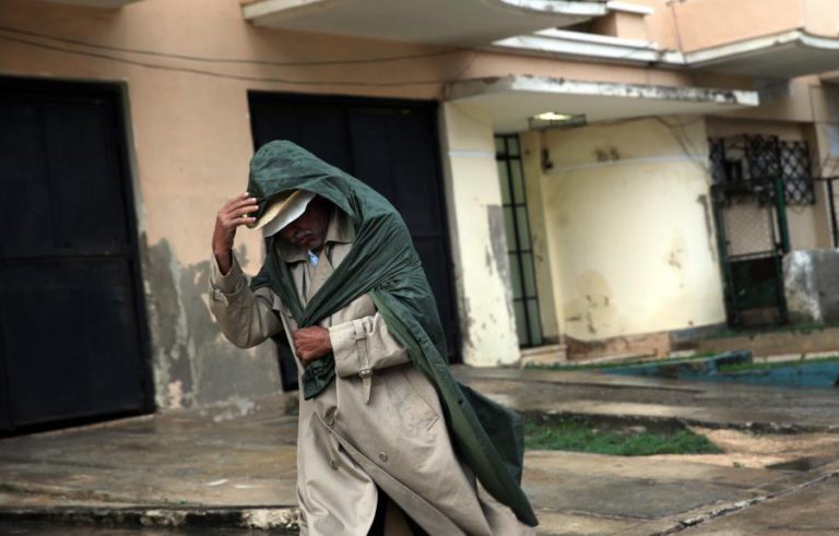 PELO MENOS TRÊS MORTOS E 174 FERIDOS DEVIDO A TORNADO EM HAVANA