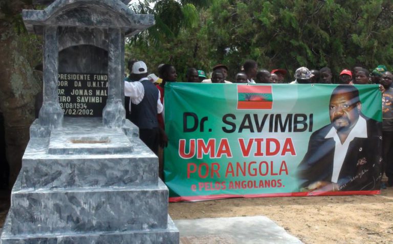 DELEGAÇÃO MULTIDISCIPLINAR AVANÇA COM TESTES DE ADN A RESTOS MORTAIS DE SAVIMBI
