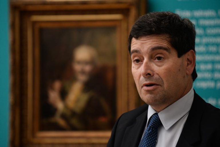 PRESIDENTE DO NOVO BANCO DIZ QUE PROBLEMAS PERSISTEM MAS EM MENOR ESCALA