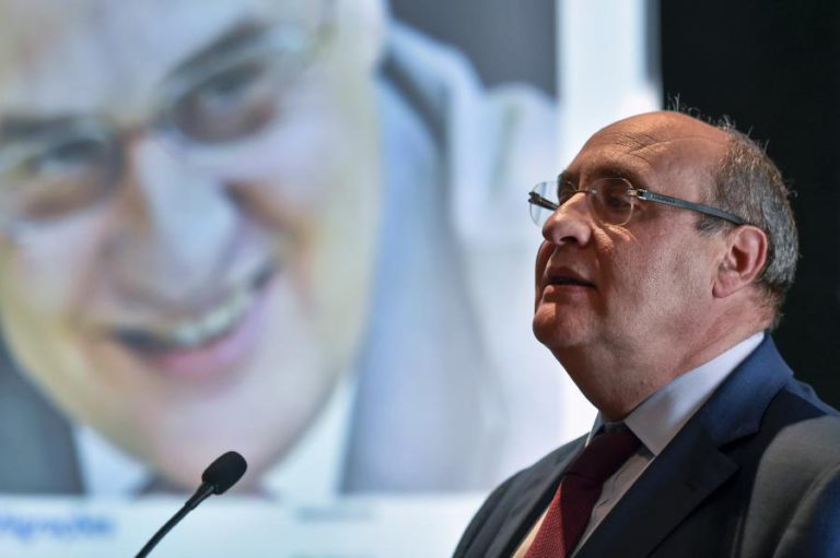 ANTÓNIO VITORINO AFIRMA QUE RETORNO DOS REFUGIADOS PARA A SÍRIA VAI COMEÇAR EM BREVE