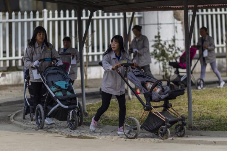 TAXA DE NATALIDADE VOLTA A CAIR E CHINA ARRISCA CRISE DEMOGRÁFICA — IMPRENSA