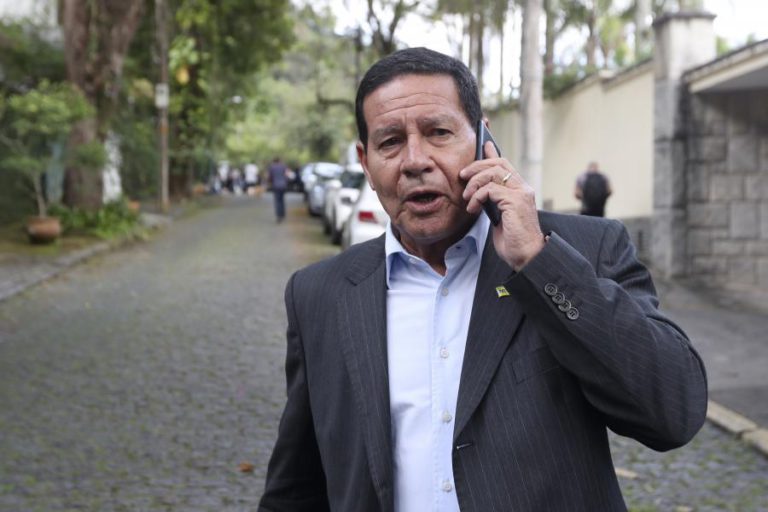 VICE-PR BRASILEIRO NEGA POSSIBILIDADE DE ENCERRAR EMBAIXADA DA PALESTINA EM BRASÍLIA