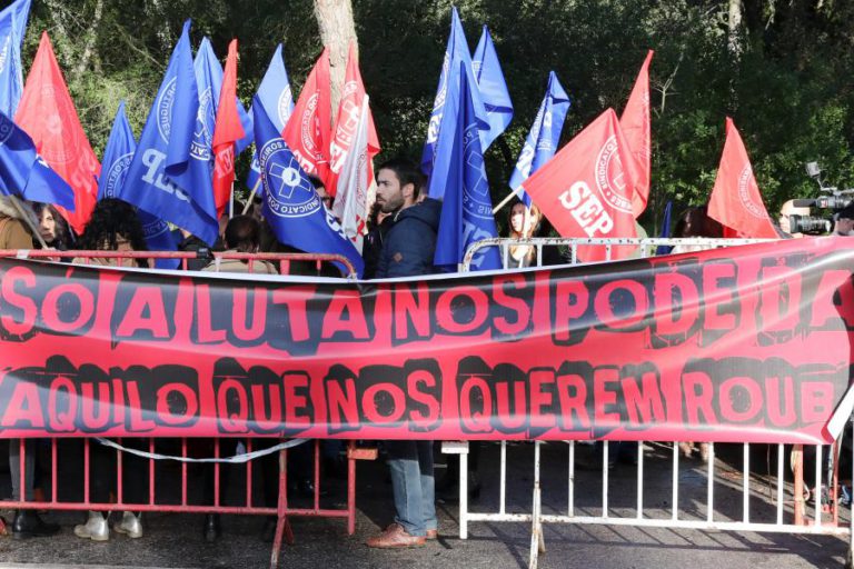 ENFERMEIROS INICIAM GREVE DE QUATRO DIAS CONVOCADA PELO SINDICATO DOS ENFERMEIROS PORTUGUESES