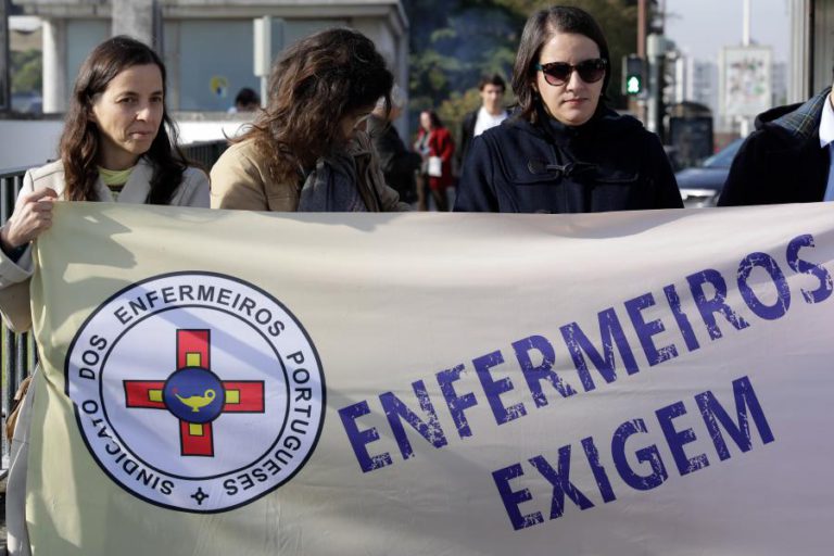 SINDICATO DIZ QUE GOVERNO ADMITE CRIAR CATEGORIA DE ENFERMEIRO ESPECIALISTA