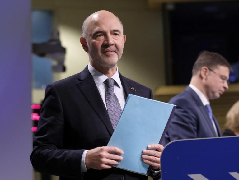 ESPANHA DEVERÁ SAIR DO PROCEDIMENTO POR DÉFICE EXCESSIVO EM MARÇO