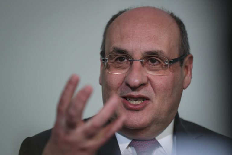 VITORINO DEFENDE QUE EM PORTUGAL “FELIZMENTE” HÁ CONSENSO POLÍTICO SOBRE AS MIGRAÇÕES