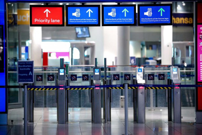 MAIS DE 600 VOOS CANCELADOS DEVIDO A GREVE DE PESSOAL DA SEGURANÇA NA ALEMANHA