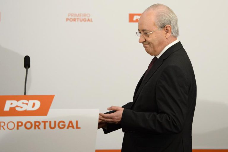 RUI RIO DIZ QUE PSD PODE GANHAR ELEIÇÕES PORQUE PS JÁ ESTÁ EM CONDIÇÕES DE AS PERDER