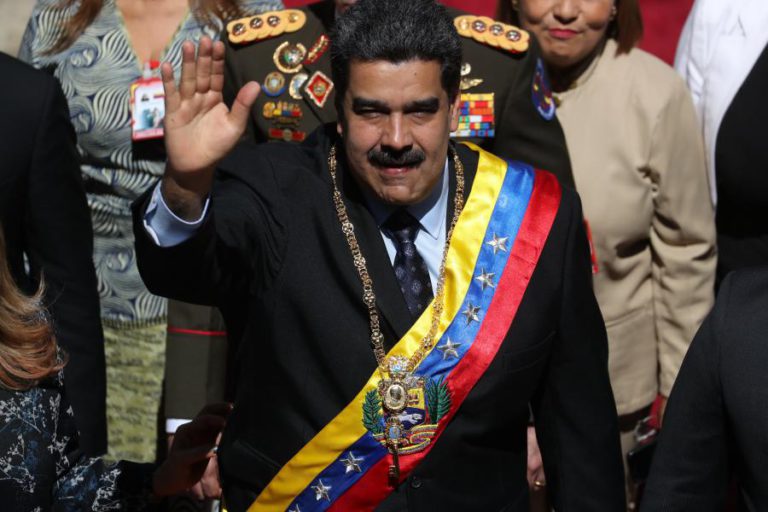 DETIDOS 27 MILITARES QUE SE REVOLTARAM CONTRA NICOLÁS MADURO