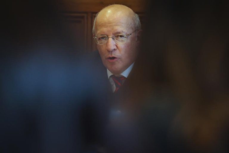 SANTOS SILVA ESPERA QUE MADURO “COMPREENDA QUE O SEU TEMPO ACABOU”