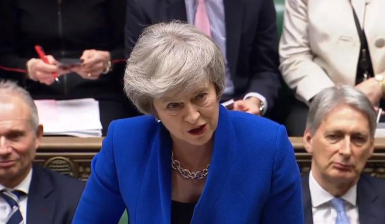 BREXIT: PARLAMENTO BRITÂNICO CHUMBA MOÇÃO DE CENSURA AO GOVERNO DE MAY