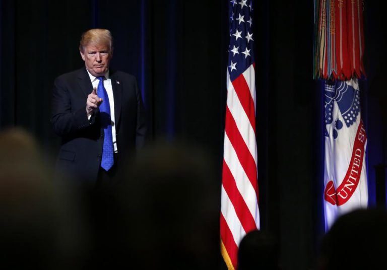 DONALD TRUMP ENTRE NOMEADOS PARA PRÉMIOS DOS PIORES DO ANO NO CINEMA