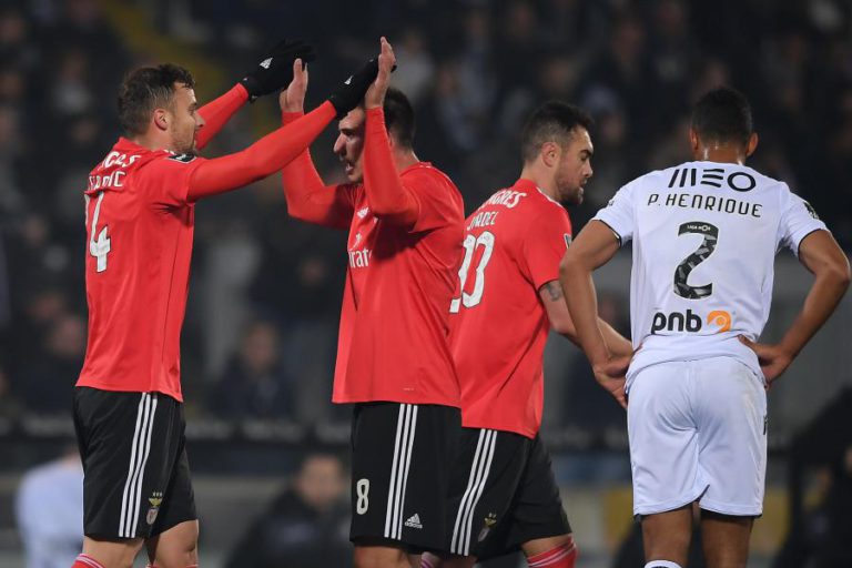 GOLO DE SEFEROVIC DÁ TRIUNFO DO BENFICA EM GUIMARÃES