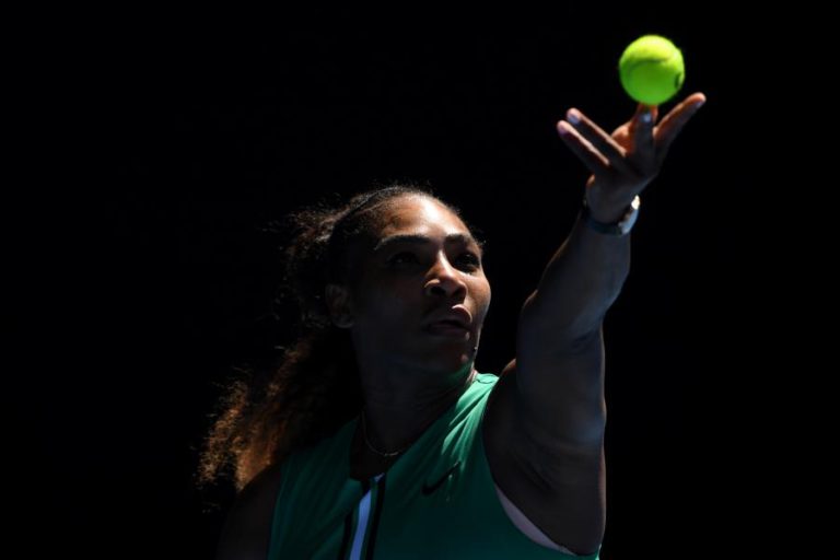 SERENA E DJOKOVIC DEMOLIDORES EM DIA DE DERROTA DE JOÃO SOUSA NO OPEN DA AUSTRÁLIA