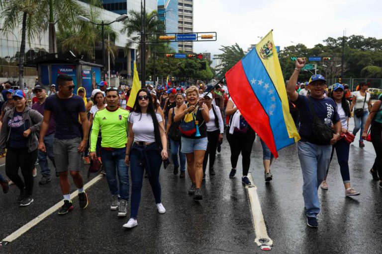 SOBE PARA QUATRO O NÚMERO DE MORTOS DURANTE PROTESTOS NA VENEZUELA
