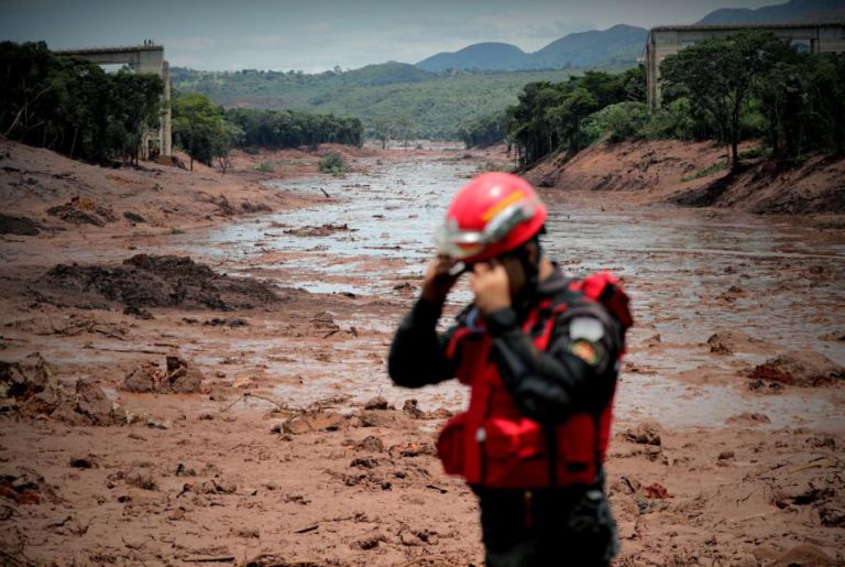 AUMENTA PARA 84 O NÚMERO DE MORTOS EM RUTURA DE BARRAGEM EM BRUMADINHO